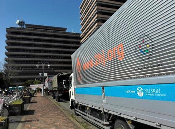 セカンドハーベスト・ジャパンが熊本県へ支援物資を届ける様子
