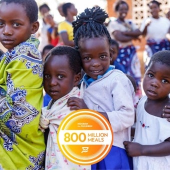 世界中の栄養不良の子どもたちへの食糧寄付 8 億食を達成 